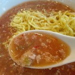 中華 四川 - 挽き肉たっぷりでニンニク効いたトロミある餡(スープ)