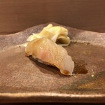 うを徳 - 淡路島 平目（握り）