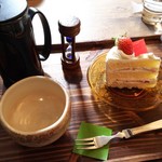 あめいろCAFE  - ★苺ショートケーキ＆あめいろこくにがブレンド