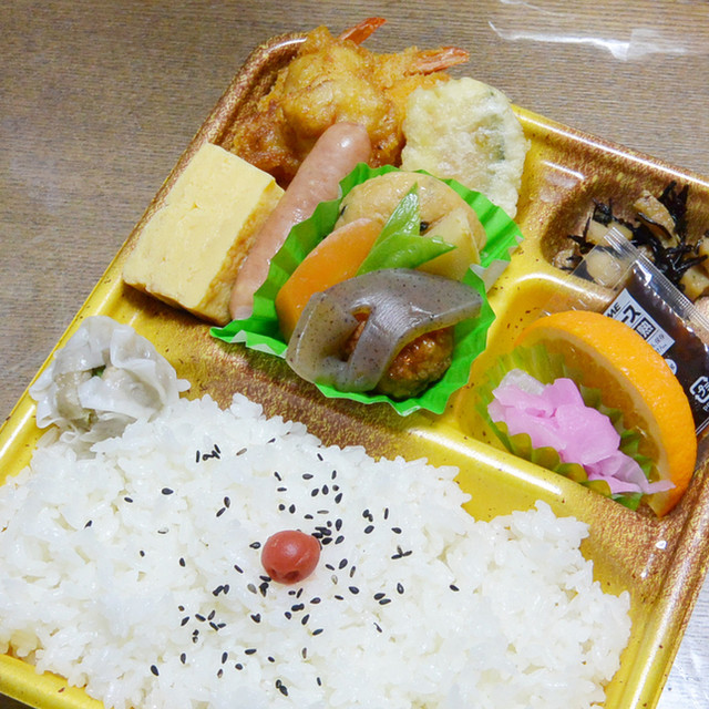 弁当 メニュー お どんどん