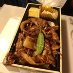 イーション 東京グランスタ店 - イベリコ豚重（1,100円）_2018年2月