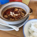 らーめん食堂 ゆうき屋 - 麻婆豆腐と半ライス