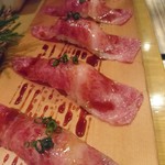 江戸前焼肉 岡本 - 