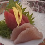 徳造丸 魚庵 - セットの刺身2点盛り