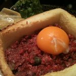 ツヴァイ ヘルツェン - タルタルステーキ