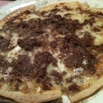 ツヴァイ ヘルツェン - ネギピザ