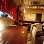 手打蕎麦 じゆうさん - 暗めで雰囲気のあるお店