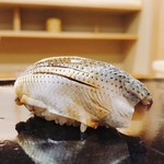 日本橋蛎殻町 すぎた - 2018.2.  小鰭