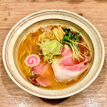 MENYA BIBIRI - 魚介鶏そば(醤油)