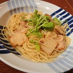 長崎ピエトロ - 料理写真:筍と鶏肉のパスタ