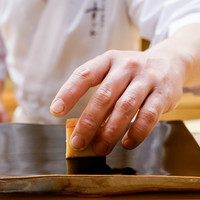 日本橋蛎殻町 すぎた - 左手