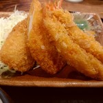 豊丸水産 - 【2018.3.5(月)】本日のワンコインランチ(ミックスフライ)500円のミックスフライ