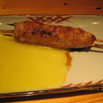 焼鶏処 田楽 - 店主JoKo氏が焼いたつくねです