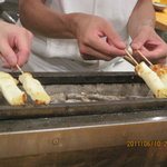 焼鶏処 田楽 - 店主JoKo氏もこれには手こずります