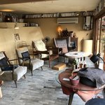 庭園の宿 石亭 - 床下サロン