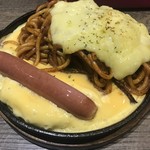 Iroha - ハーフサイズのチーズ鉄板ナポリタン