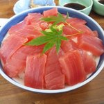 海膳 - マグロ丼