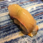 第三春美鮨 - シマアジ　2.3kg　浜〆　釣　三重県和具