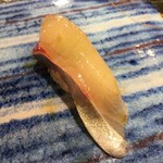 第三春美鮨 - シマアジ　2.3kg　浜〆　釣　三重県和具
