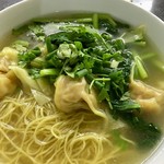 Hung Ky - ワンタン麺