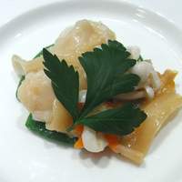 重慶飯店 麻布賓館 - 伊勢海老とミル貝の塩味炒め