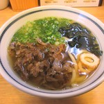 まるうまうどん - さくら（馬肉）うどん　５３０円