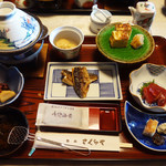 Atami Sakuraya Ryokan - 朝食