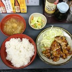 Kushitetsu - きじ定食700円