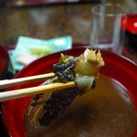 博多料亭 稚加榮 - 赤出しには　オコゼが