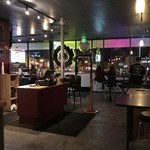 The Blind Onion Pizza & Pub - 店内♪