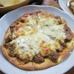 岩金 - キーマカレーピザ￥680