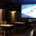 Sports bar furatto - 大画面でスポーツ観戦！盛り上がれます！