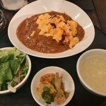 雪梅花 - 「中華屋が作った牛バラ担々オムカレーライス」900円