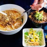 Izakaya Hatenkou - 担々麺と麻婆丼のセット