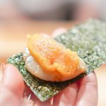 肉割烹 上 - 平貝と生唐墨の磯辺焼き