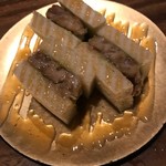 メデ・イタシ - 豚角煮サンドウィッチ
