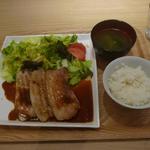 MIKAGE KITCHEN - 