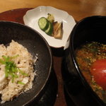 六雁 - 鯛飯　トマトの味噌汁　香の物