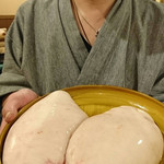 旬美にしかわ - 1.8㌔の白子。ビックリする程の大きさです。