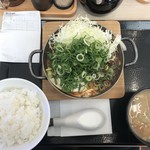 かつや - 青ねぎ味噌カツ鍋定食690円（税抜）