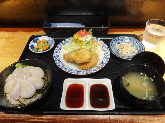 地元民にも観光客にも人気の定食屋さん 鎌倉今小路 By 湘南の宇宙 居食家 灯り 鎌倉 居酒屋 食べログ