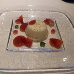 PRIMO - イチゴのソースのミルクプリン（2018.2）