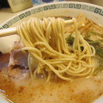 桂花ラーメン - 麺は昔のまんまですね～