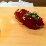 かつおはからしをつけていただく