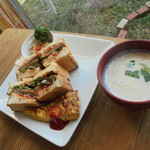 Sorano Ne Shokudou - 鹿肉のカツサンド・豆乳スープ