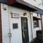 ピッツェリア ダ マッシモ - 外観です。