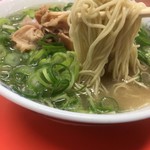 元祖長浜屋 - たっぷりの麺は食べ応え有り