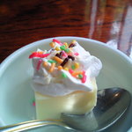 響 - デザートのプリン・・・梅ゼリーに続きざんねん。