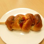 ベーカリーハラダ - ウィンナーロール