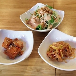 ソファー席あり 関内でランチに使えるカフェ ランキング 食べログ